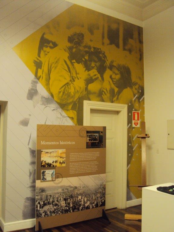 Aplica vinil parede D.jpg